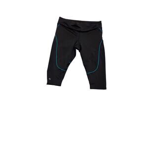 womens athleta capri pants.